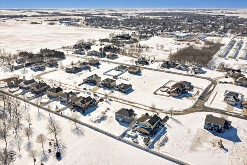 114 Hickory St, Peotone, IL, 60468-9820 | Card Image