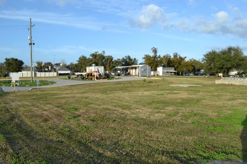 1838 S Alex Plaisance Blvd, Golden Meadow, LA, 70357-3102 | Card Image