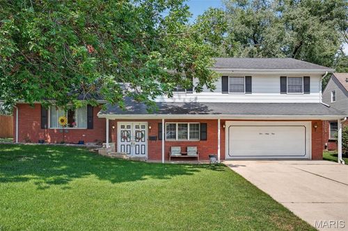 461 S Grand St, Nashville, IL, 62263-1329 | Card Image