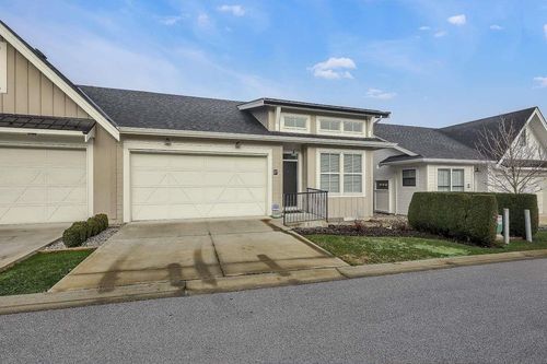 27-5528 148 Street, Surrey, BC, V3S3B4 | Card Image