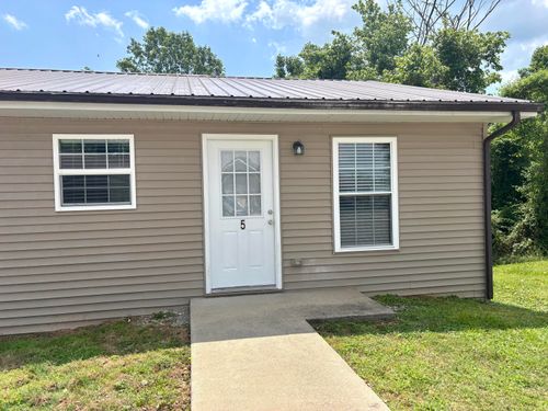 5-108 Scott Dr, Edmonton, KY, 42129-2000 | Card Image