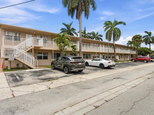 8-230 Sw 11th Avenue, Hallandale Beach, FL, 33009 | Card Image