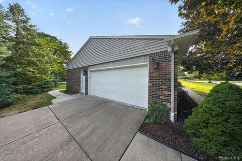 8940 Sarah Lane, Grosse Ile Township, MI, 48138 | Card Image