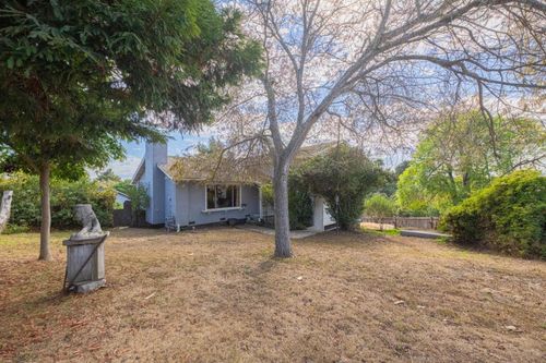 9832 Clover Trl, Salinas, CA, 93907-1018 | Card Image