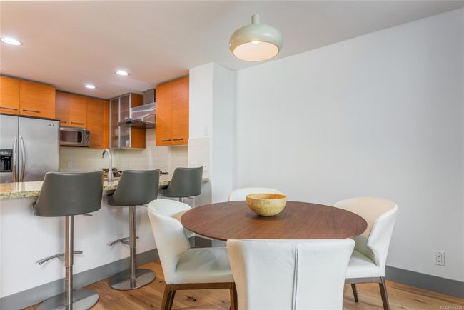 205 - 38 Front St, Condo with 1 bedrooms, 1 bathrooms and 1 parking in Nanaimo BC | Image 11