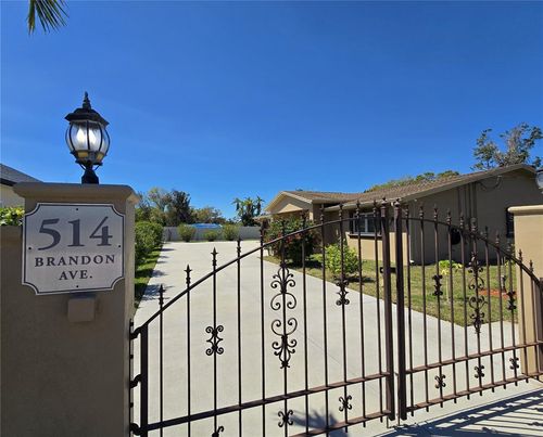 514 Brandon Ave, CLEARWATER, FL, 33765-2401 | Card Image