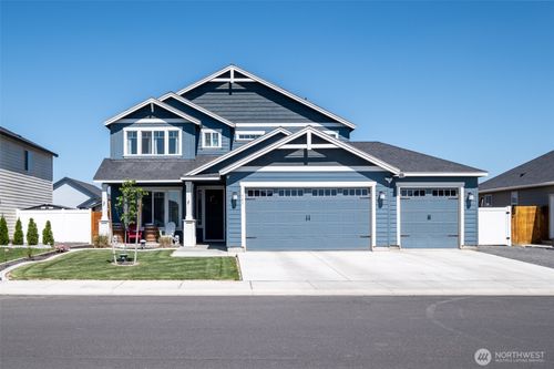 741 K St Ne, Quincy, WA, 98848-1700 | Card Image