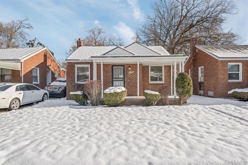 18704 Sunderland Rd, Detroit, MI, 48219-2883 | Card Image