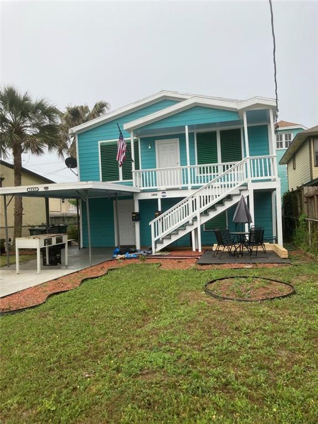 DOWN - 1805 23 Rd St, Home with 3 bedrooms, 1 bathrooms and null parking in Galveston TX | Image 10