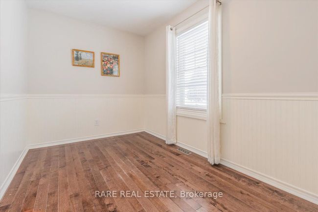 13 Evan Ave, House other with 7 bedrooms, 4 bathrooms and 6 parking in Adjala Tosorontio ON | Image 4