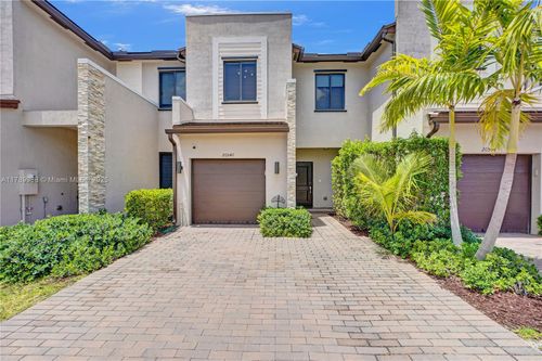 20540 Ne 5th Pl, Miami, FL, 33179-3573 | Card Image