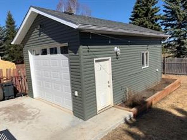 804 10 Ave Se, House detached with 4 bedrooms, 2 bathrooms and 4 parking in Slave Lake AB | Image 34