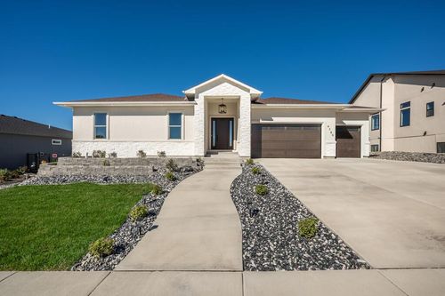 4789 Desert Candle Dr, Pueblo, CO, 81001-1037 | Card Image