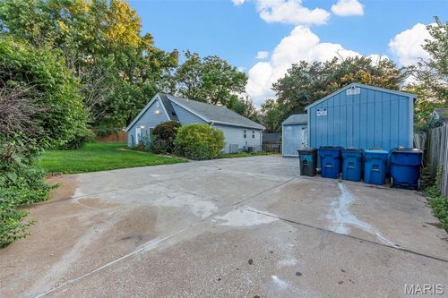 7743 Genesta St, Saint Louis, MO, 63123-2812 | Card Image