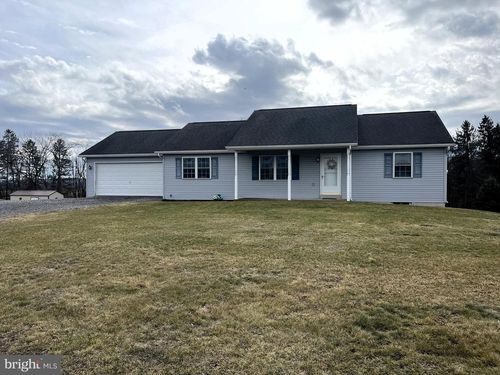 814 Cemetary Rd, THOMPSONTOWN, PA, 17094-8929 | Card Image