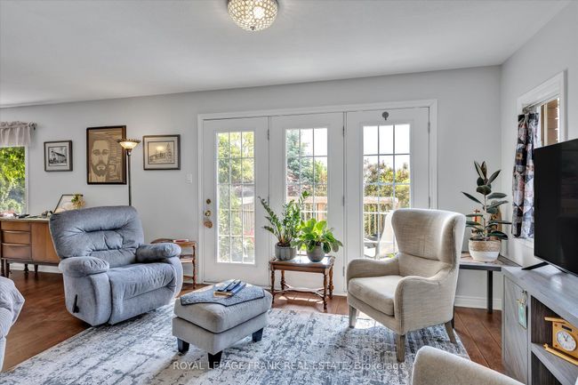 999 Baker St, House other with 5 bedrooms, 3 bathrooms and 2 parking in Peterborough ON | Image 11
