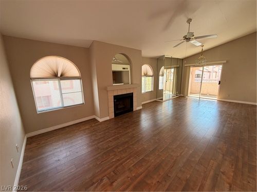 231-7570 W Flamingo Rd, Las Vegas, NV, 89147-4300 | Card Image