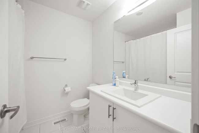 1557 Midland Ave, House attached with 4 bedrooms, 4 bathrooms and 1 parking in Scarborough ON | Image 44