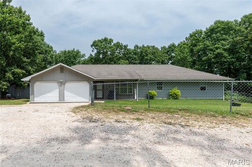 14423 Tailor Rd, Saint Robert, MO, 65584-3247 | Card Image