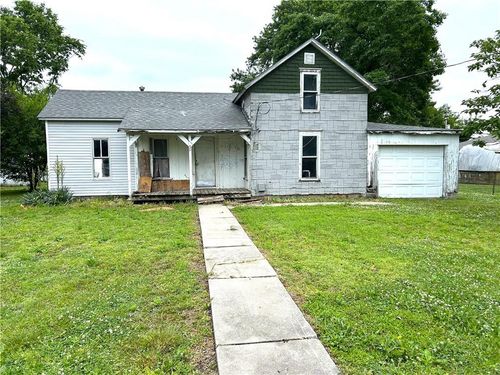 305 Walser Avenue, Liberal, MO, 64762 | Card Image