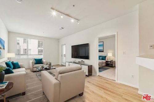 apt-217-6400 Crescent Park E, Playa Vista, CA, 90094-2340 | Card Image