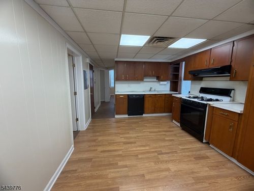 2-34 Ernest St, Nutley, NJ, 07110-3212 | Card Image