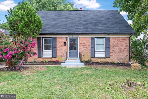 200 11th St, LAUREL, MD, 20707-3406 | Card Image