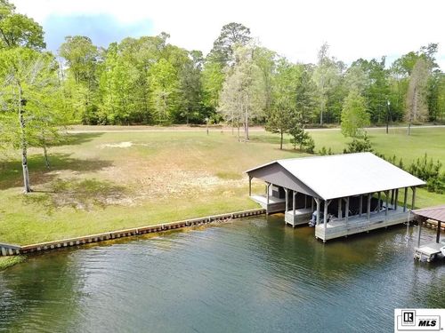 145 Oak Ln, Chatham, LA, 71226-8851 | Card Image