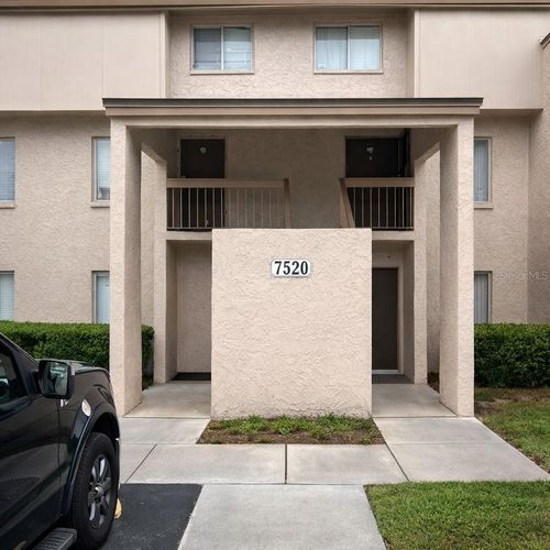 40-7520 Needle Leaf Pl, TAMPA, FL, 33617-8507 | Card Image