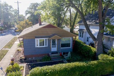 View of bungalow | Image 1