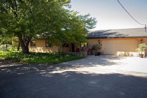 5880 Sunset Blvd W, Roseville, CA, 95747-9114 | Card Image