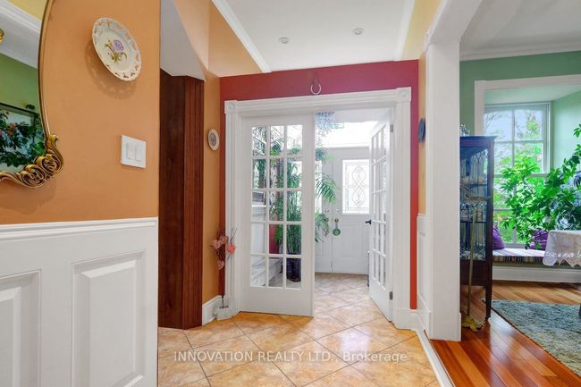 1 - 2976 Richmond Rd, Condo with 3 bedrooms, 2 bathrooms and 1 parking in Ottawa ON | Image 6