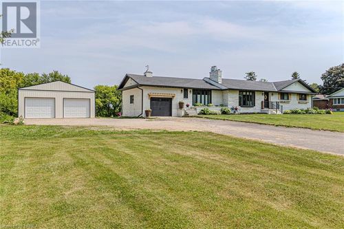 836 Mount Pleasant Rd, Brantford, ON, N3T5L5 | Card Image