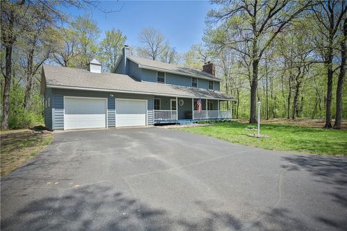 127 County Rd W, River Falls, WI, 54022-5402 | Card Image