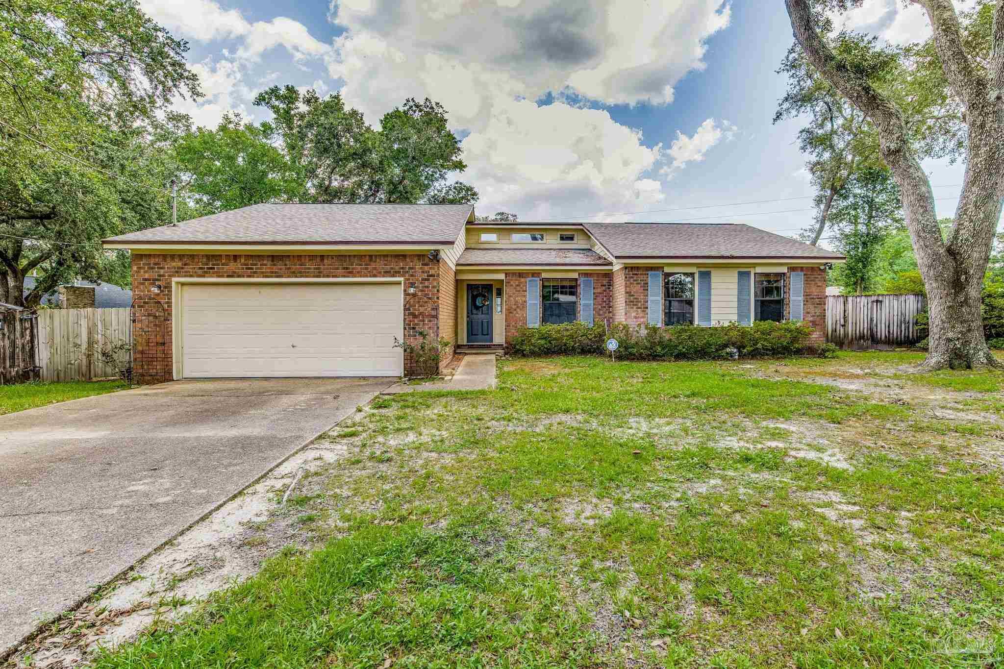 Palomino Cir, Pensacola, FL 32506