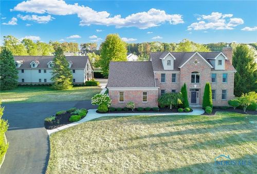 8251 Stitt Rd, Monclova, OH, 43542-9400 | Card Image