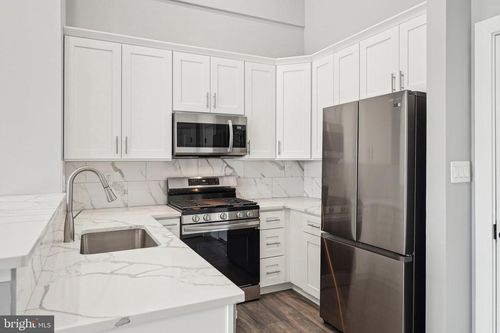 2br-107-2421 Bristol Rd, WARRINGTON, PA, 18976-2824 | Card Image
