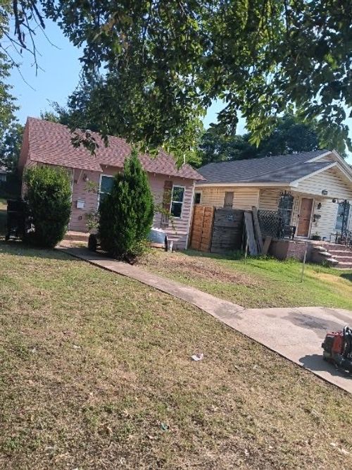 5808 Humbert Ave, Fort Worth, TX, 76107-6921 | Card Image