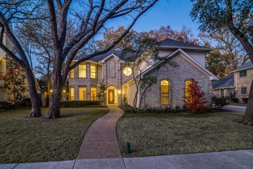 2817 Woods Ln, Garland, TX, 75044-2809 | Card Image