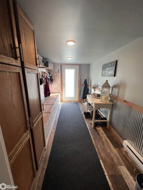 662 1st St, Charter Oak, IA, 51439-7710 | Card Image