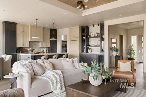 20185 N Swire Green Way, Boise, ID, 83714-2569 | Card Image