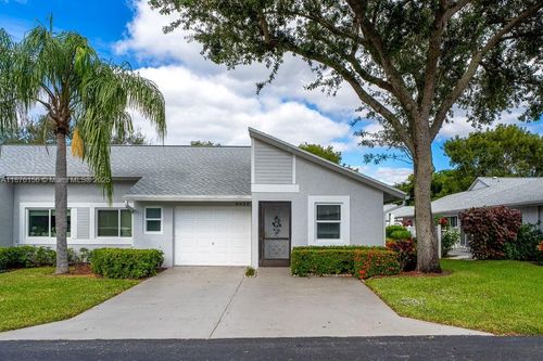 8957 Meadowlark Way, Boca Raton, FL, 33496-5019 | Card Image