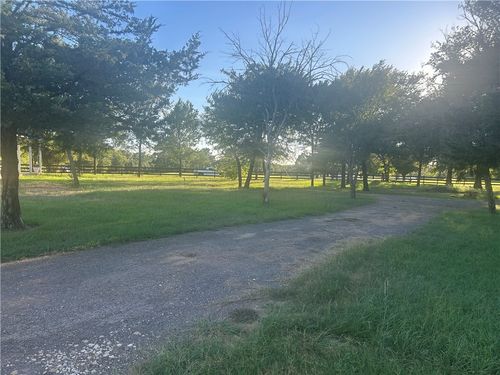 3957 Fairway Ln, Franklin, TX, 77856-2410 | Card Image