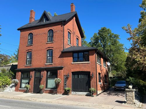 11 Main St S, Campbellville, ON, L0P1B0 | Card Image