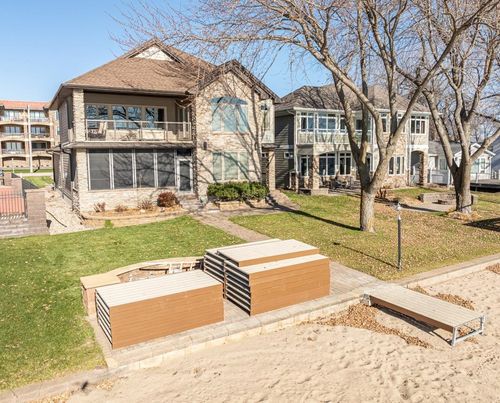 15123 215th Ave, Spirit Lake, IA, 51360-7201 | Card Image