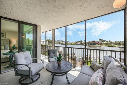 202-10562 Gulf Shore Dr, NAPLES, FL, 34108-2059 | Card Image