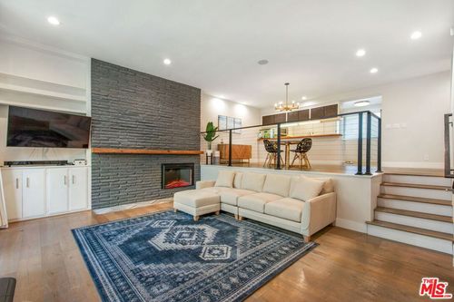 3-5326 Fairview Blvd, Los Angeles, CA, 90056-2308 | Card Image