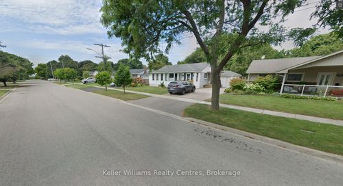 202 Bennett St W, Goderich, ON, N7A1X8 | Card Image