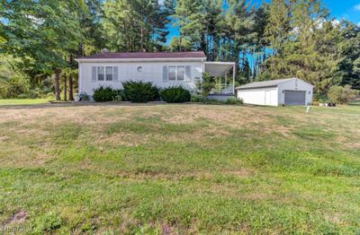 8239 Bear Road Se, House other with 3 bedrooms, 1 bathrooms and null parking in Amsterdam OH | Image 2