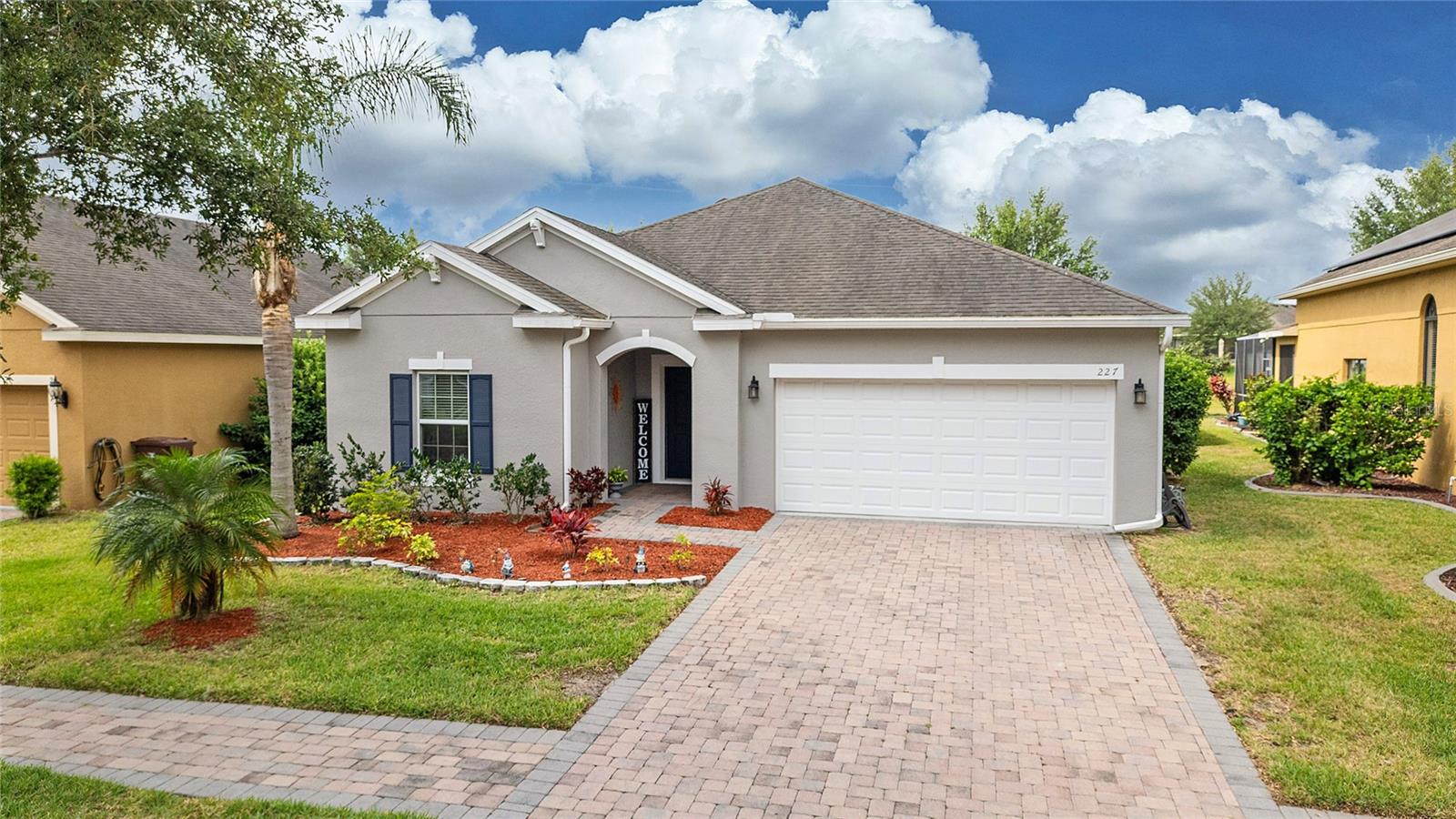 Lake Davenport Cir, Davenport, FL 33837